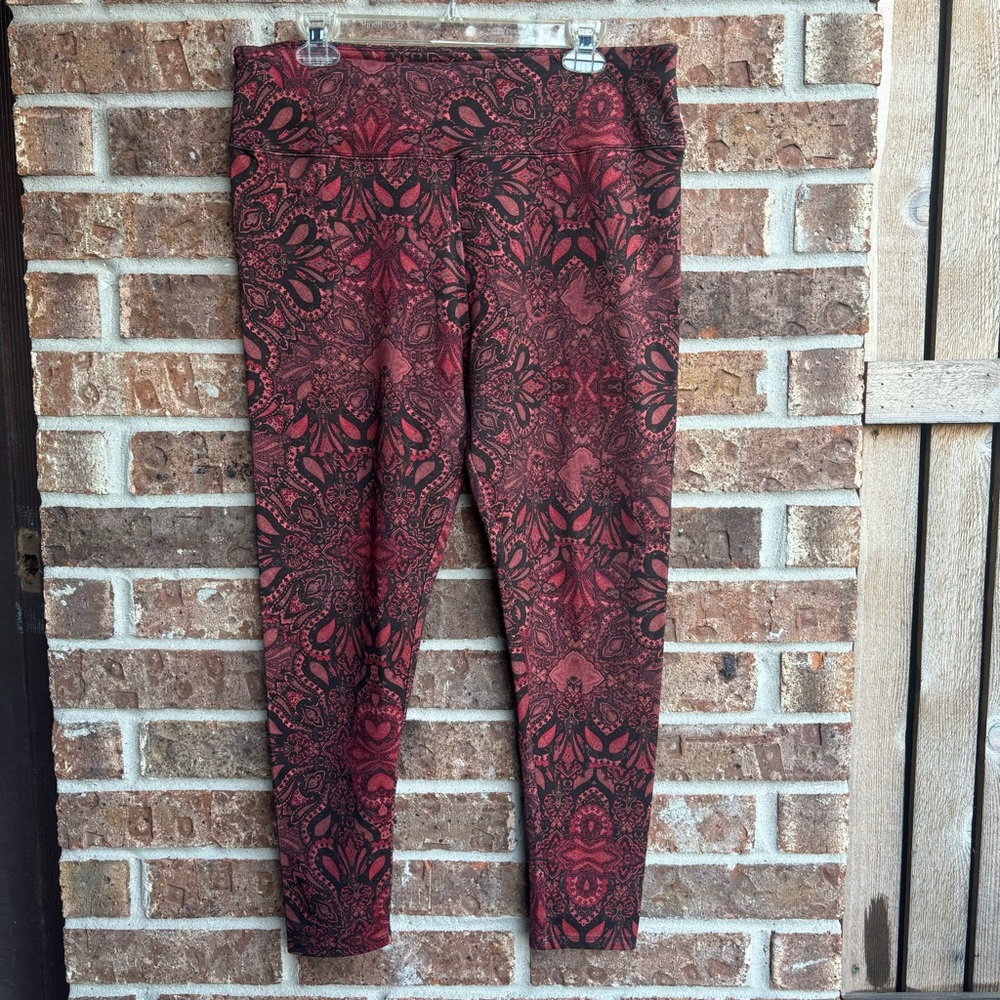 Soft Surroundings my time my place my self Ankle Leggins, super slim red paisley